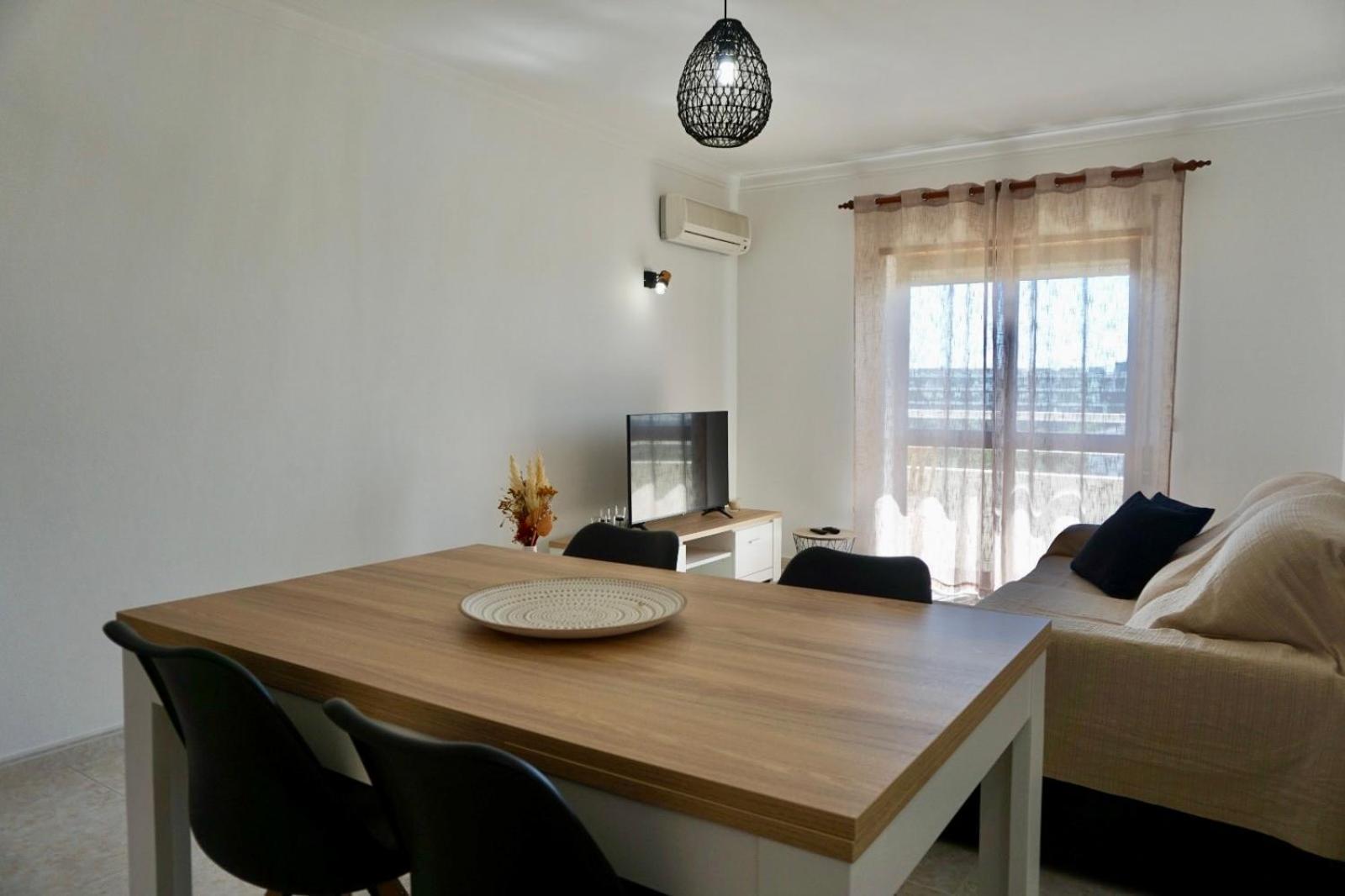 Cozy Alvor Retreat - Sunset Balcony, Wi-Fi & Ac Apartment Exterior photo