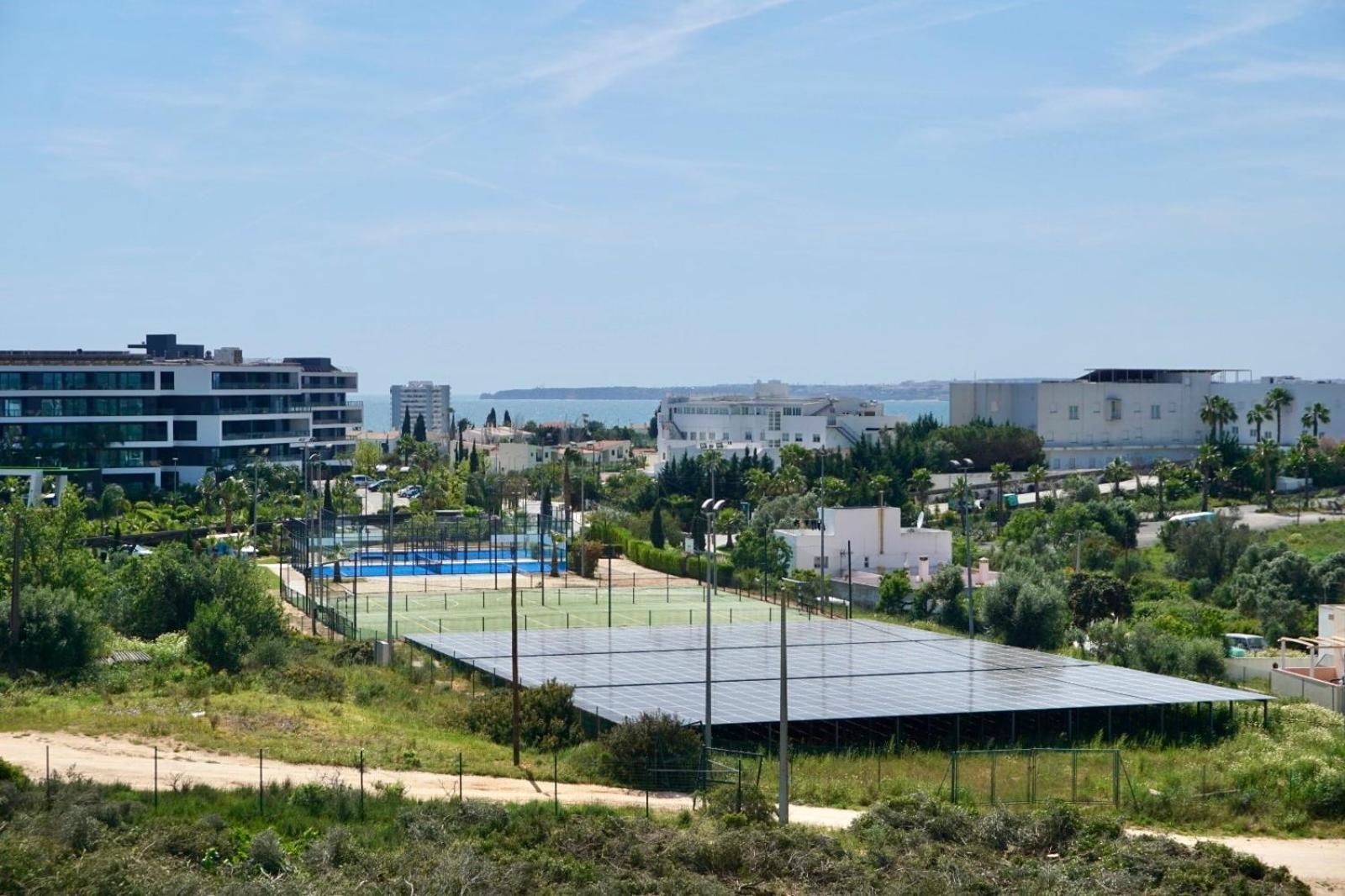 Cozy Alvor Retreat - Sunset Balcony, Wi-Fi & Ac Apartment Exterior photo